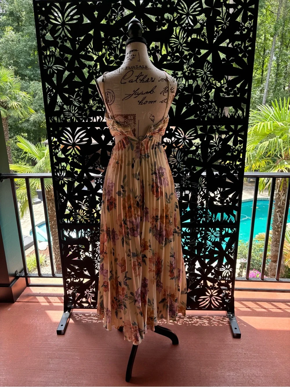 Abercrombie & Fitch Peach Floral Pleated Maxi Dress